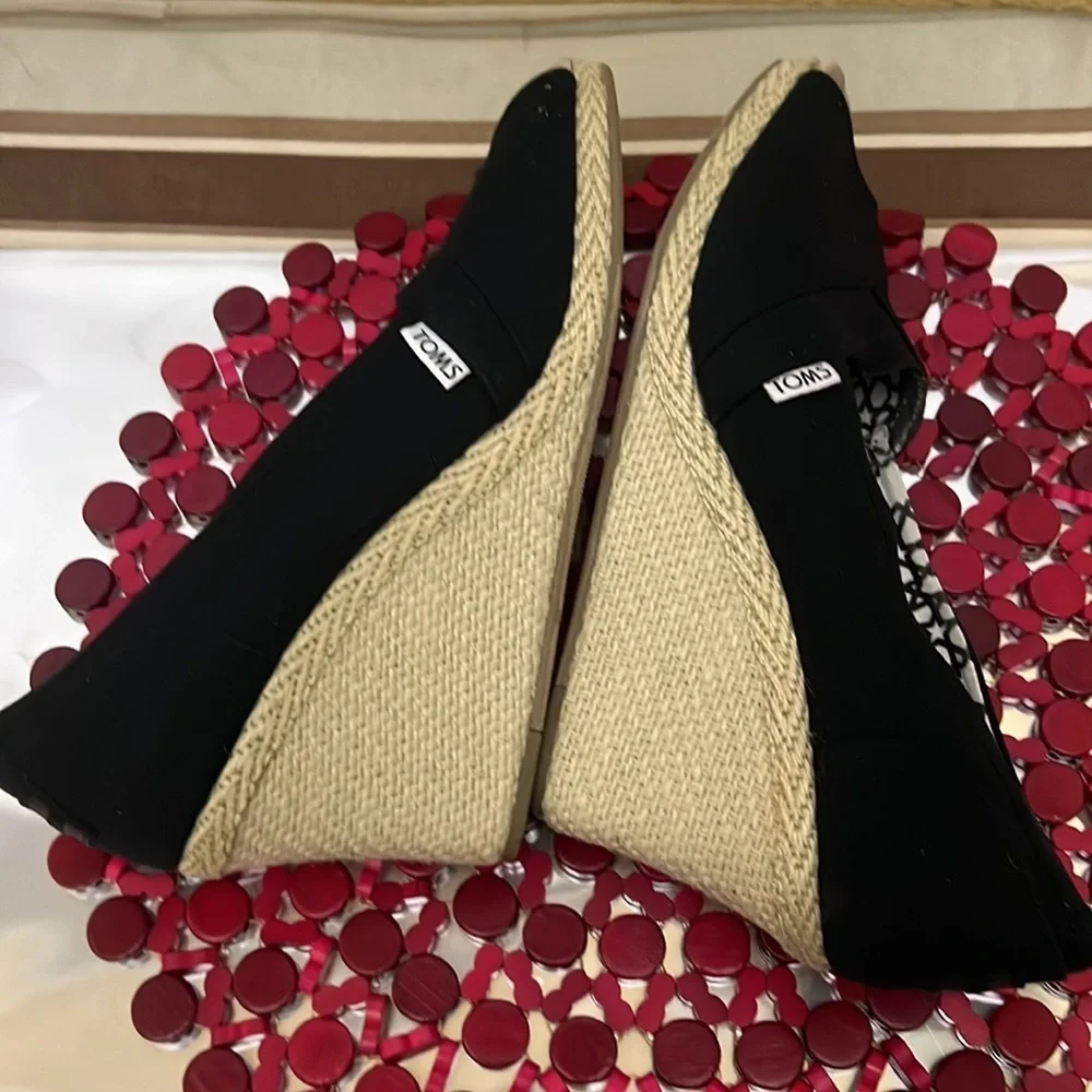 Toms shoes size